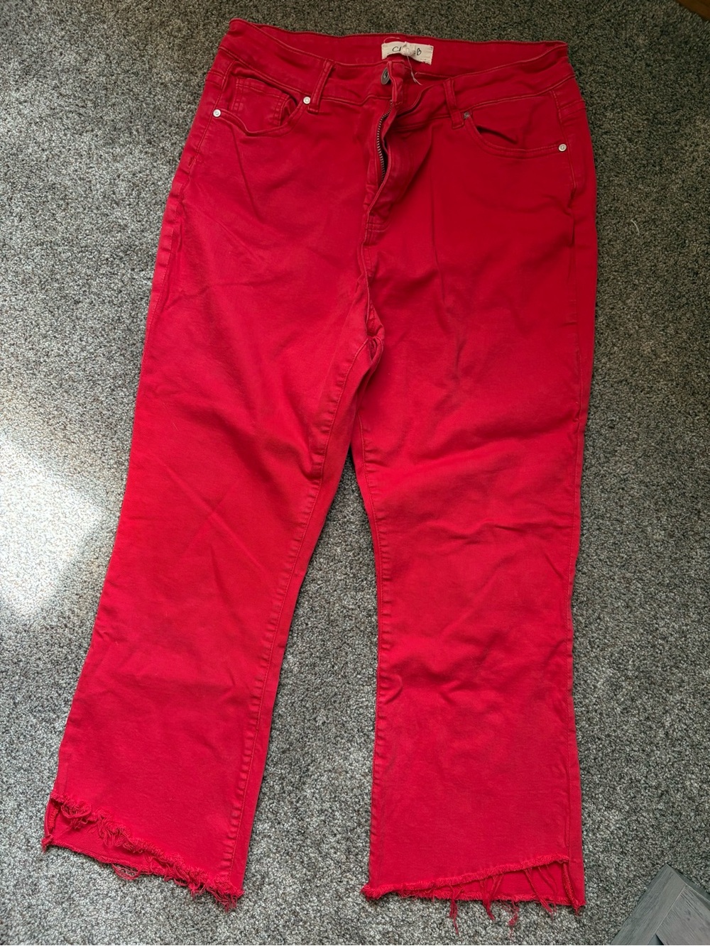 CHARLIE B Red Cropped Straight Jeans with Frayed Hem